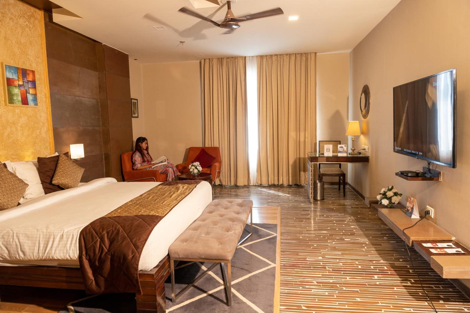 Ramada Ajmer Кишангарх Экстерьер фото